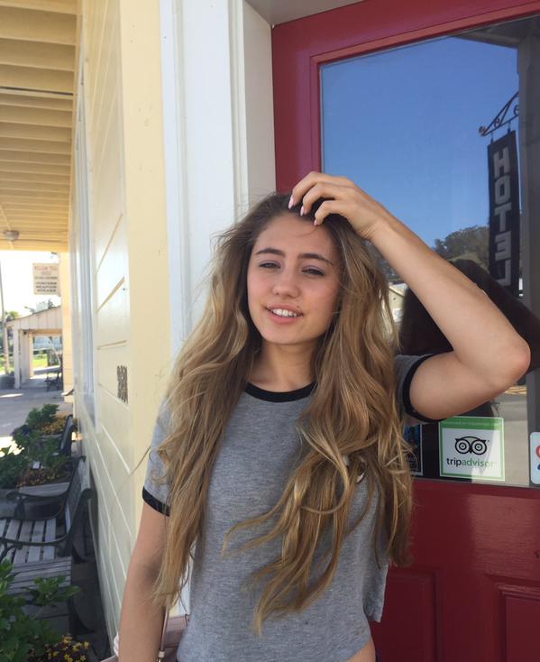 Lia Marie Johnson (51 pics)