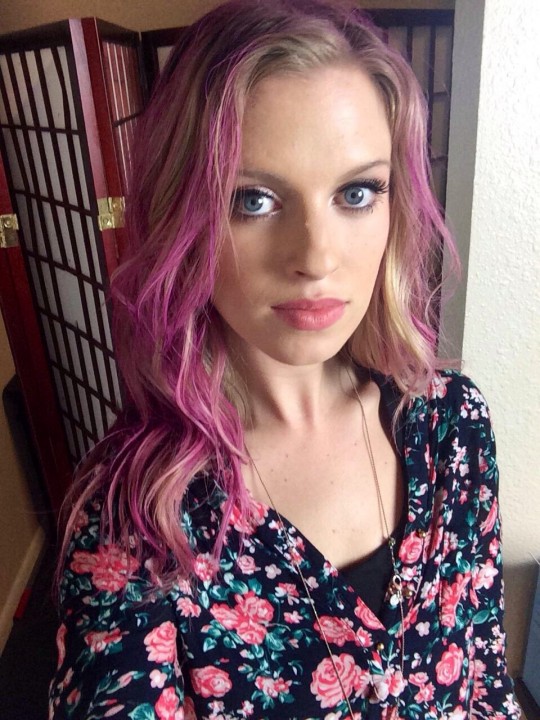 Barbara Dunkelman (48 pics)