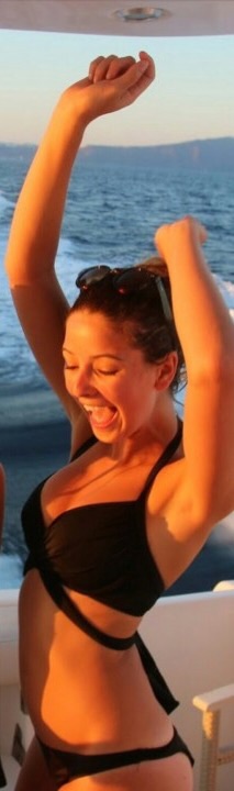 Zoella Bikini Photos (11 pics)