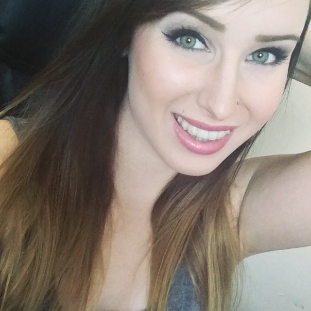 OMGitsfirefoxx Sexy Pictures (76 pics)