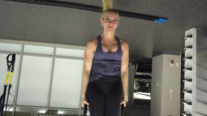 Jeana PVP Upside down Cleavage AND ASS (13 pics 2 gifs)