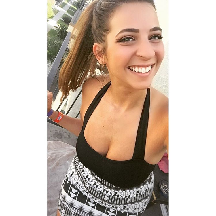 The Gabbie Show Sexy