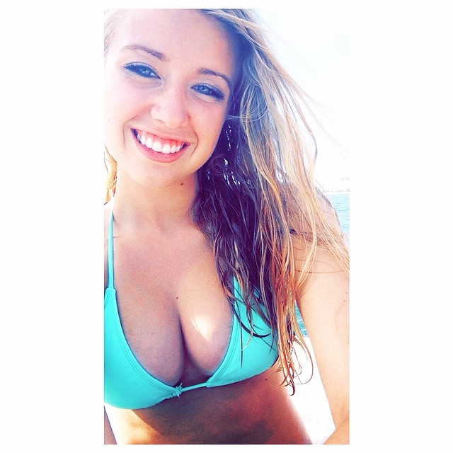 Ansley OConnor Bikini Pictures (47 pics)