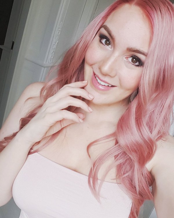 ShannonZKiller Hot Pictures (25 pics)