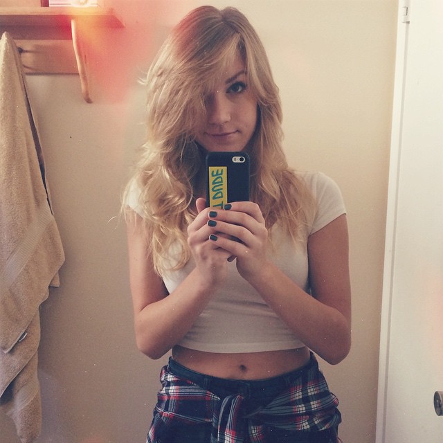 Courtney Miller Snapchat Butt Mirror