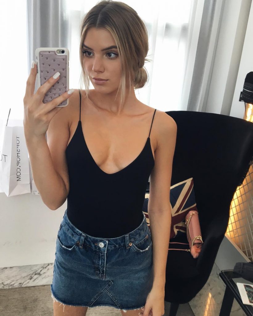 Alissa Violet Sexy Pictures