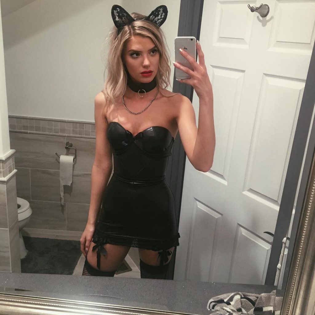 Alissa Violet Sexy Pictures