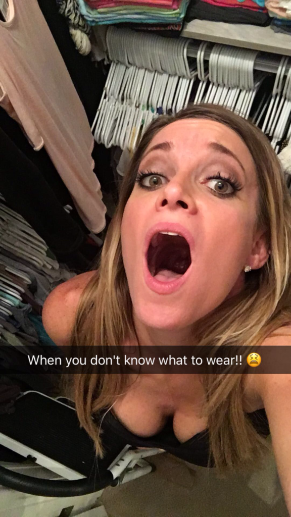 Jeana PVP Snapchat Cleavage (7 pics)