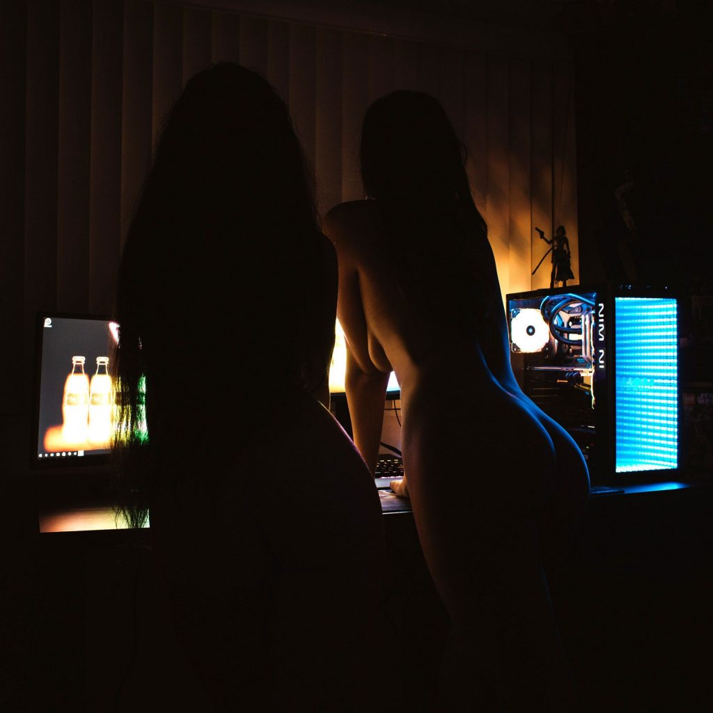 CelestiaVega Nude Photoshoot with Mariah Lynn (12 pics)