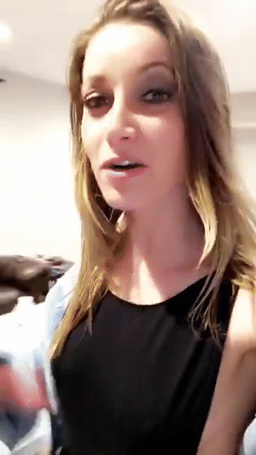Jeana PVP Sideboob (9 Pics 3 Gifs)