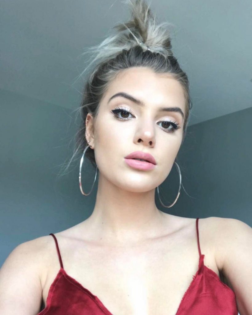 Alissa Violet Sexy Pictures 44 Pics Social Media Girls 