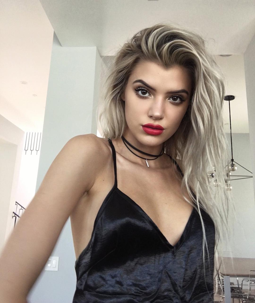 Alissa Violet Nude And Sexy Pictures (27 Pics)