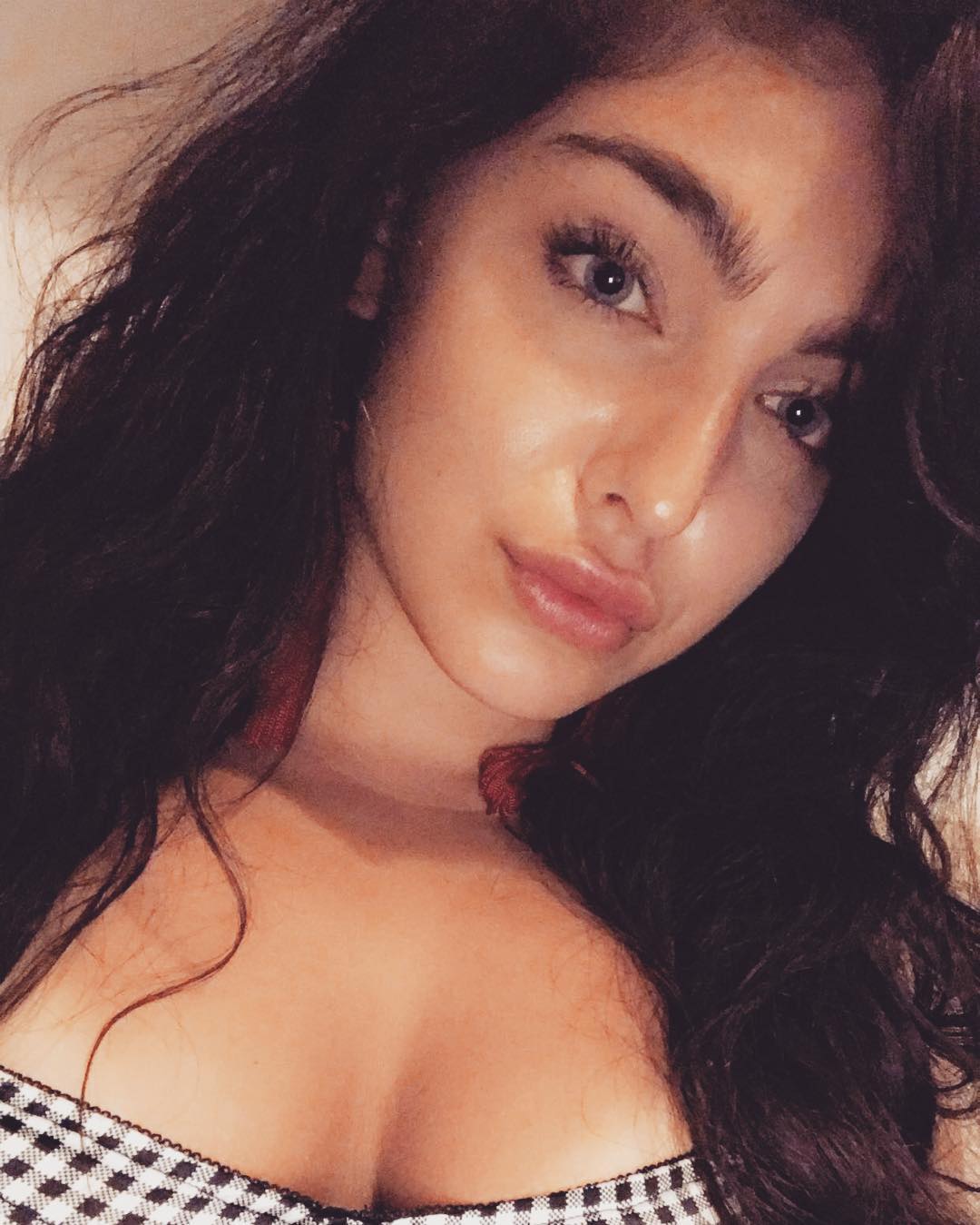 Emily Rinaudo Nude And Sexy Pictures (49 Pics)