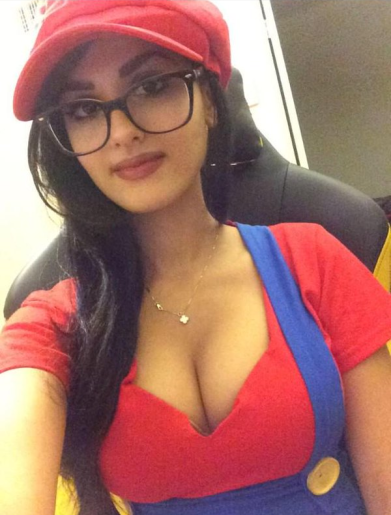 SSSniperwolf Sexy Pictures (31 Pics)