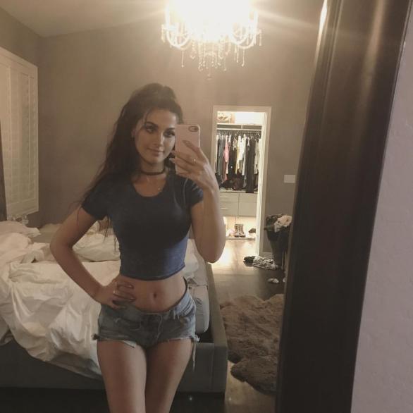 SSSniperwolf Sexy Pictures (31 Pics)