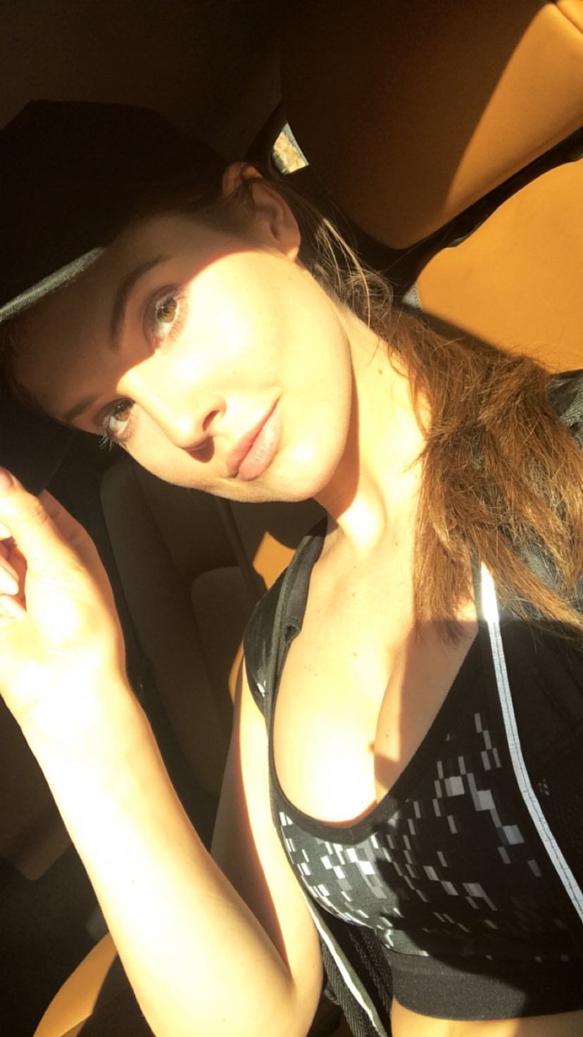 Amanda Cerny Sexy Pictures (53 pics)