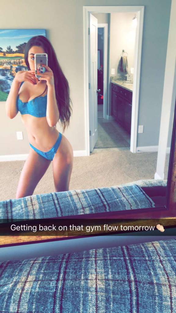 Ally Hardesty January Private Snapchat (44 pics)
