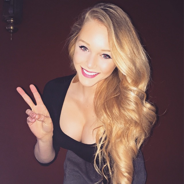 Courtney Tailor Sexy (45 pics)