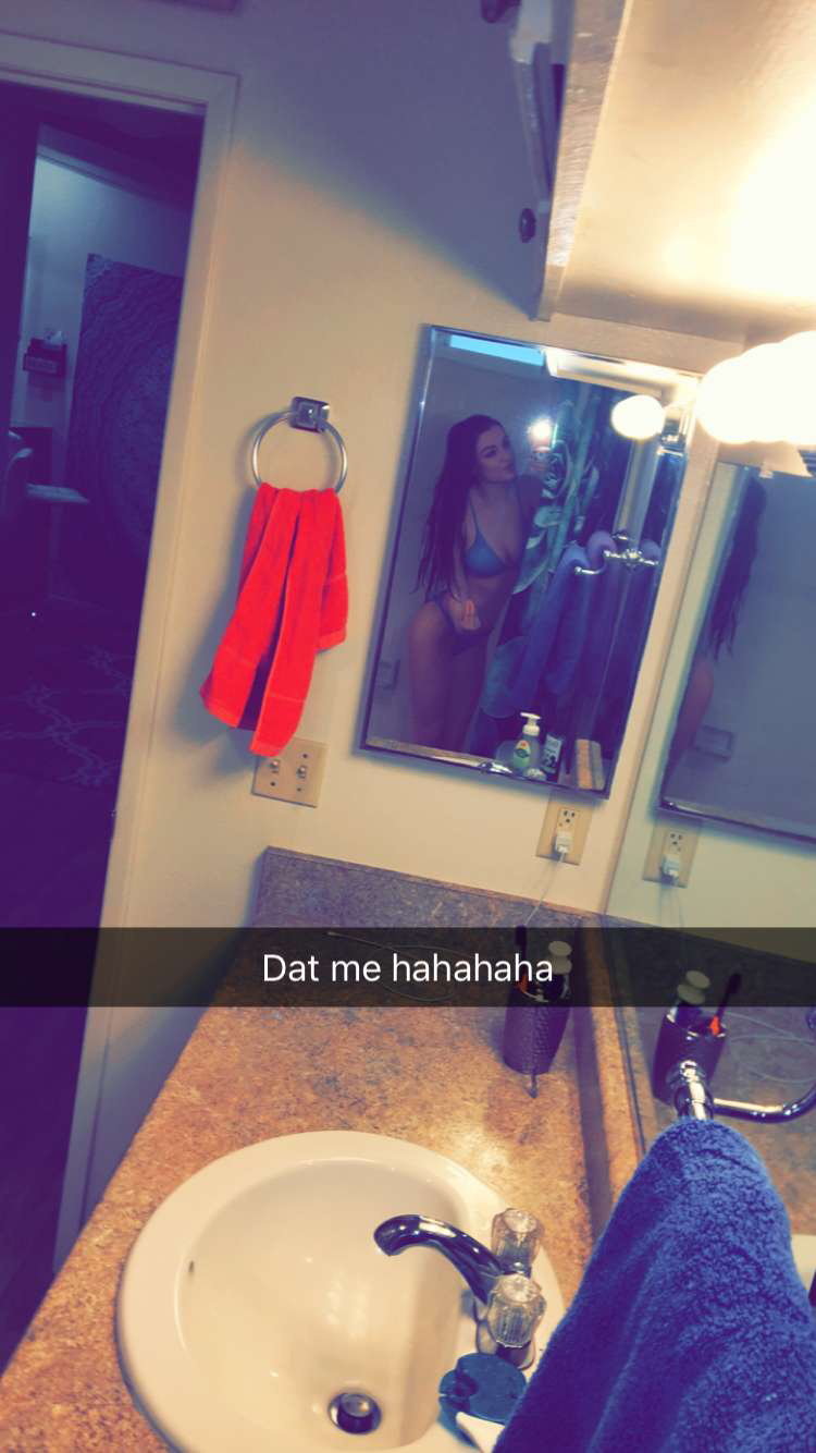 Ally Hardesty March Snapchat (36 pics 3 gifs)