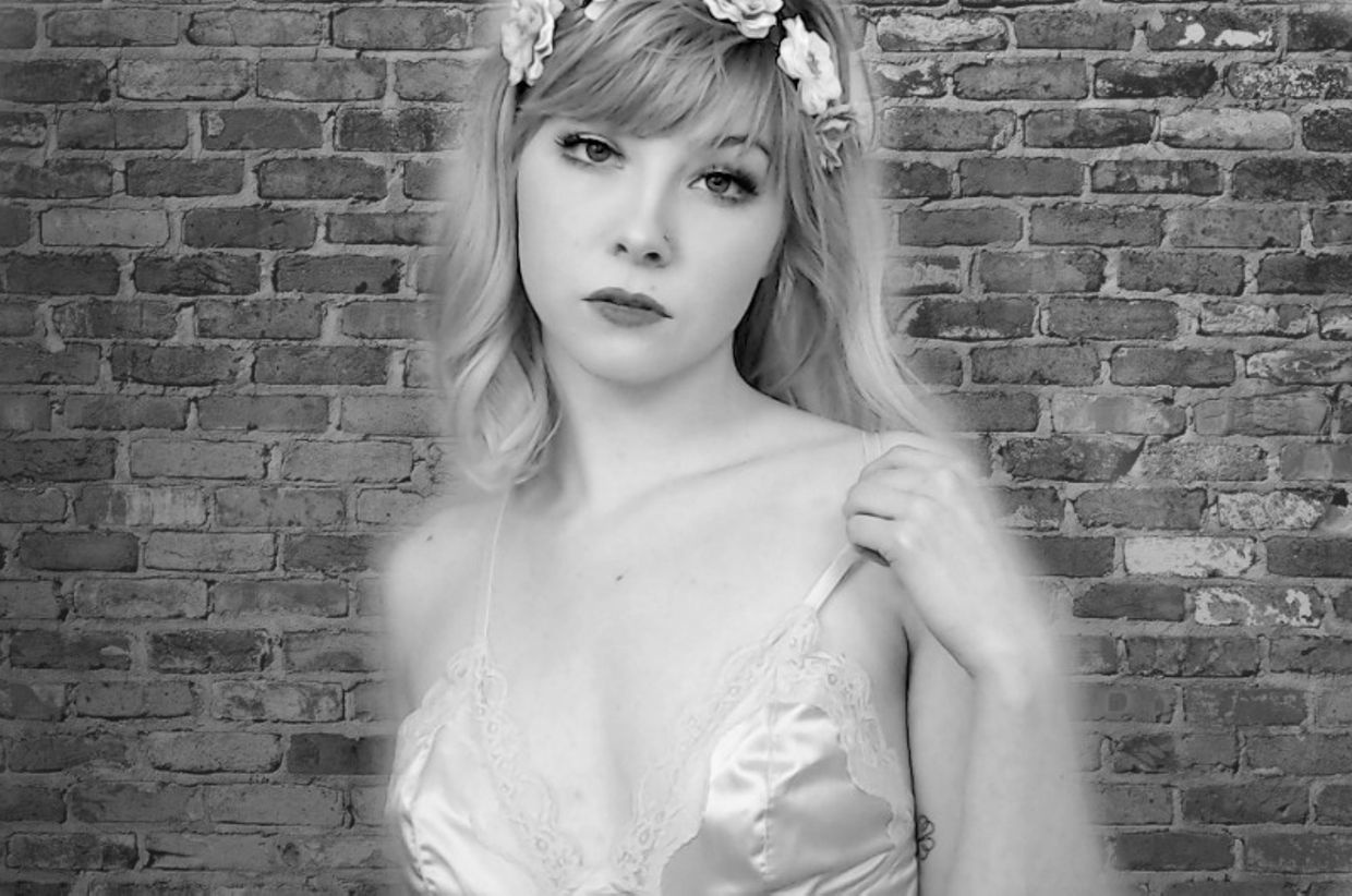 ElleBelle ASMR Sexy (39 pics 1 vid)