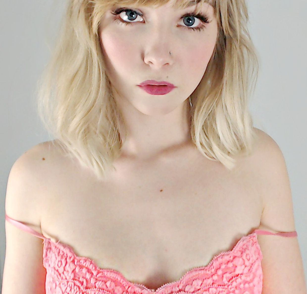 ElleBelle ASMR Sexy (39 pics 1 vid)