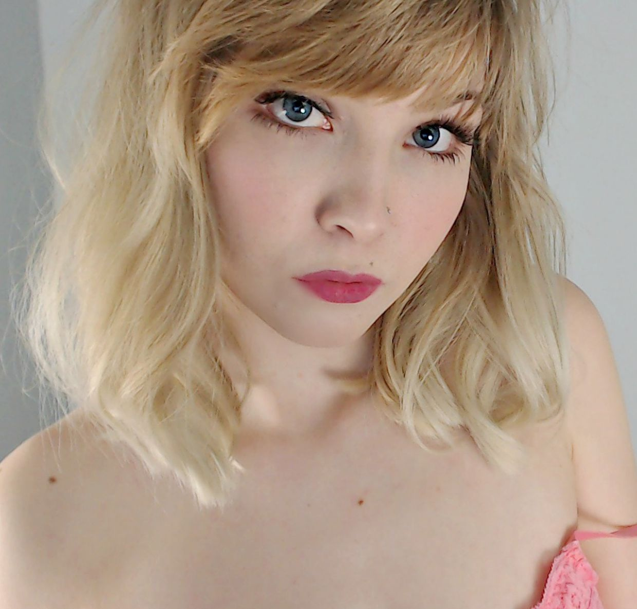 ElleBelle ASMR Sexy (39 pics 1 vid)