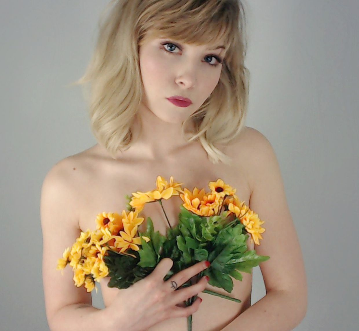 ElleBelle ASMR Sexy (39 pics 1 vid)