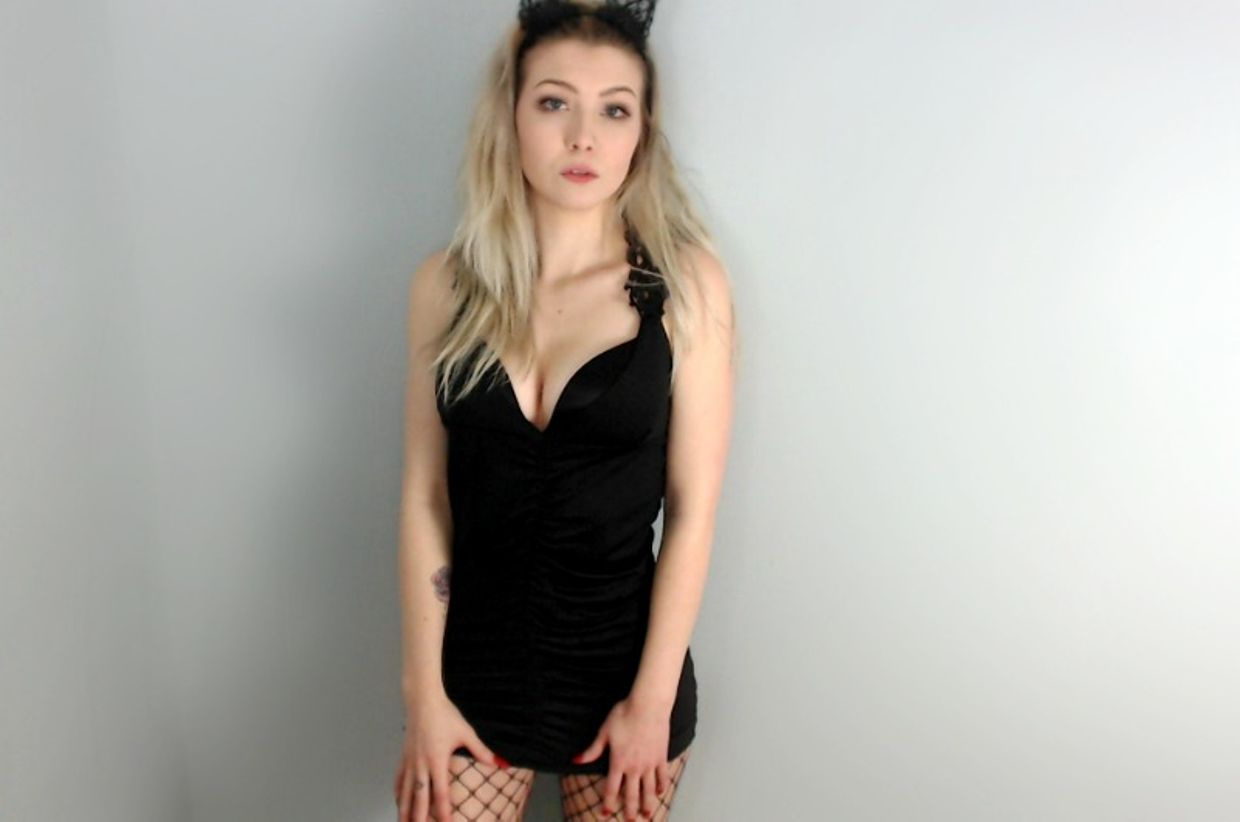 ElleBelle ASMR Sexy (39 pics 1 vid)