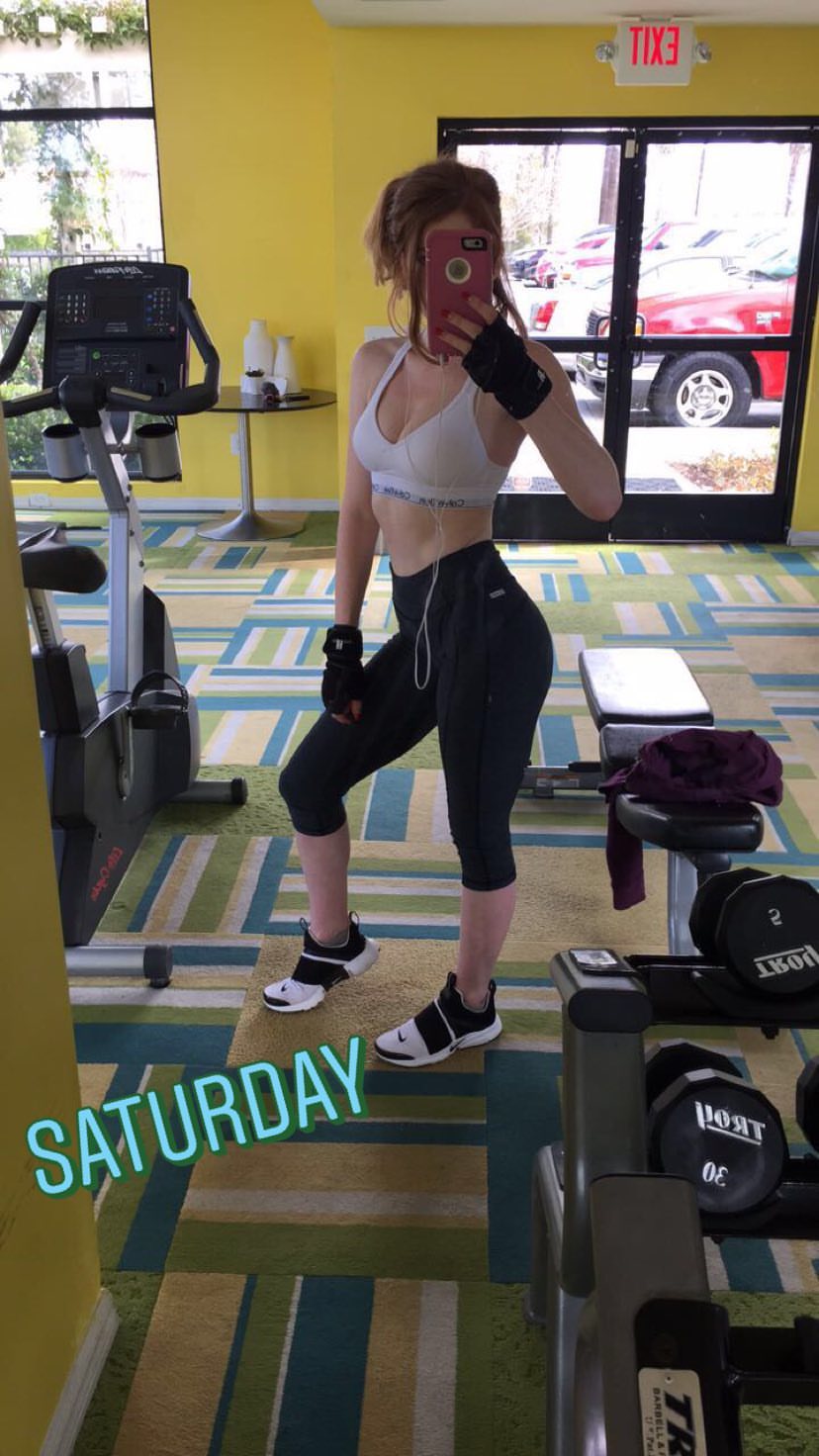 Abigale Mandler Sexy Pictures (19 Pics)