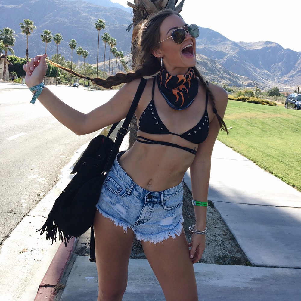 Erika Costell Sexy Pictures (86 Pics)