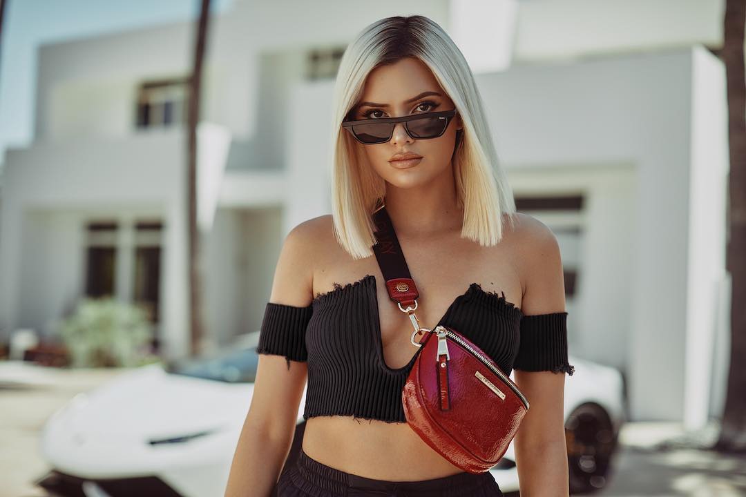 Alissa Violet Sexy Pictures (21 Pics)