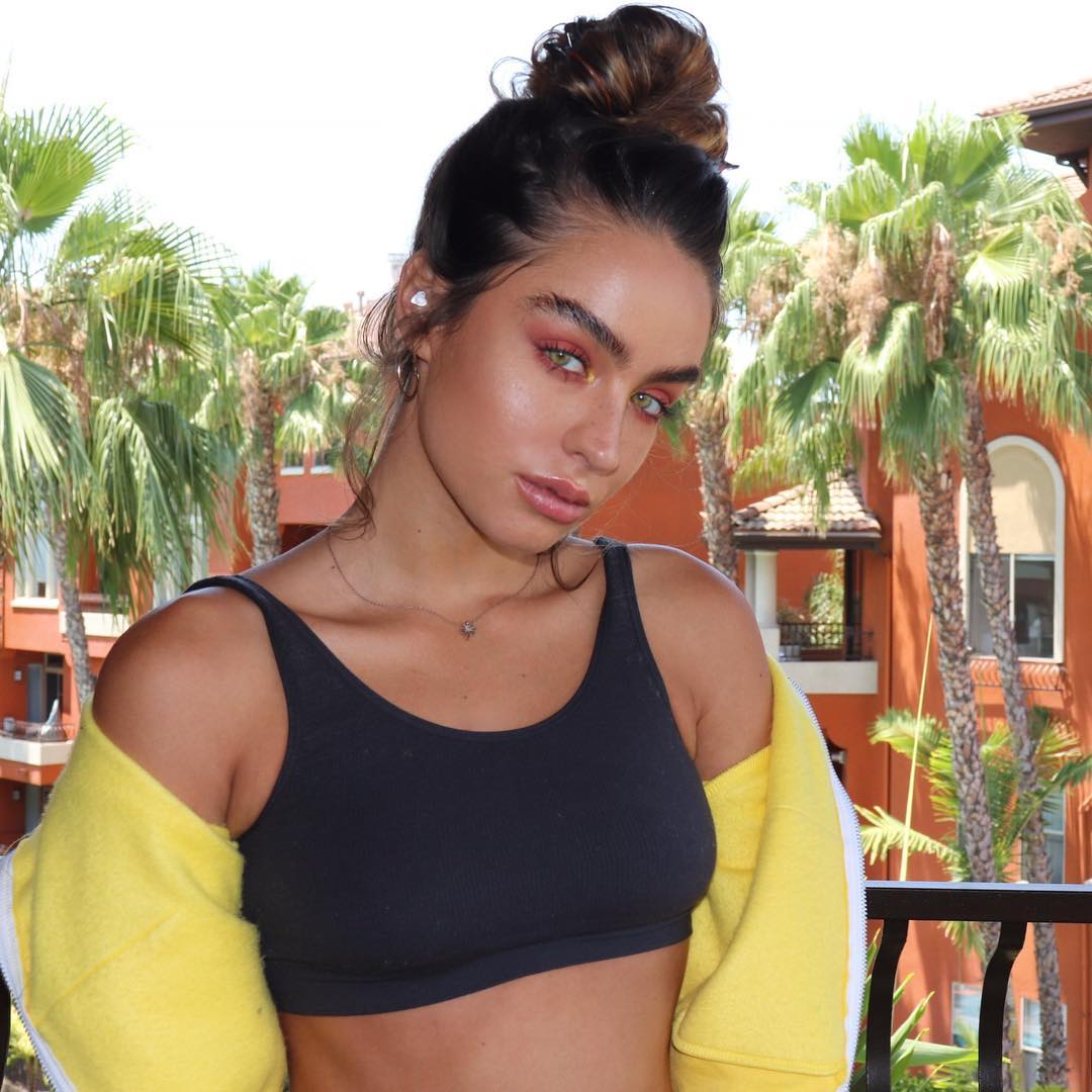Sommer Ray Sexy Pictures (43 Pics)