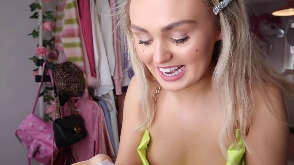 Misha Grimes pussy & nipple slips from older YouTube videos. 
